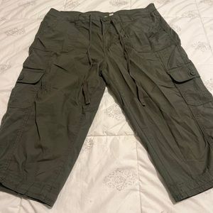 St. John’s Capris